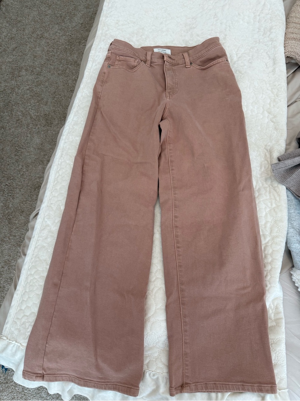 Banana Republic Factory Wide-Leg Jeans in Dusty Rose